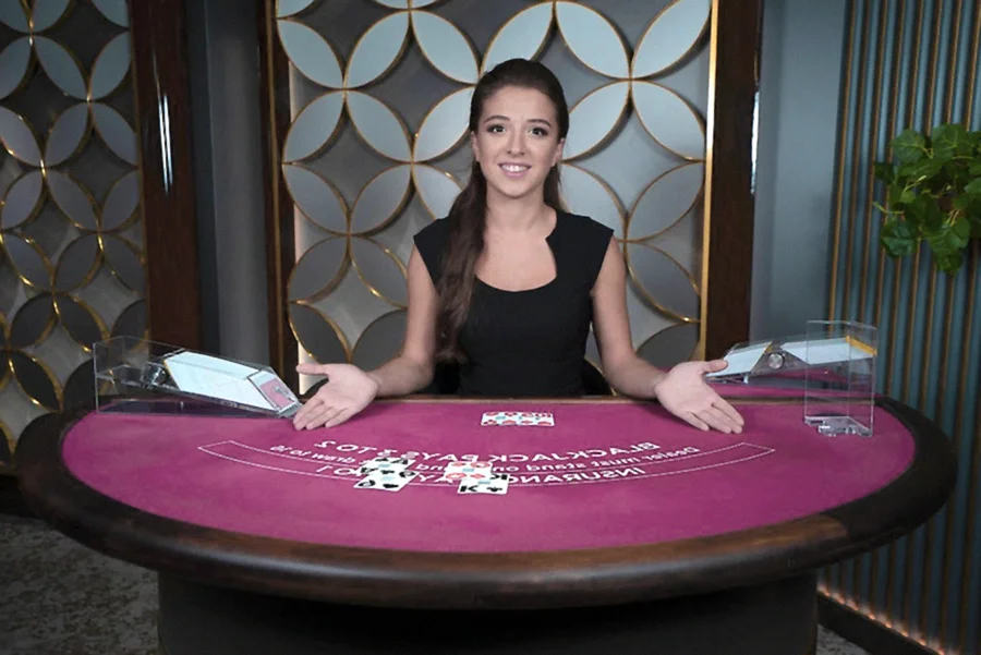 Blackjack with live dealer | World Casino Expert